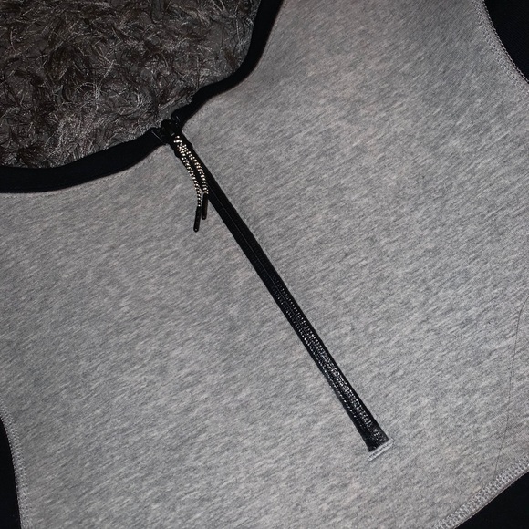 Nike Pullover - Picture 5 of 5